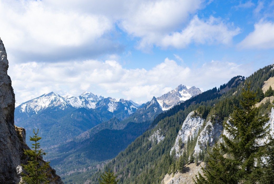 Weitblick in die Berge